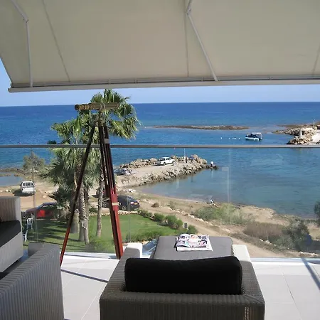 Apartament Trident Protaras