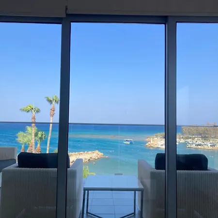 Trident Апартаменты